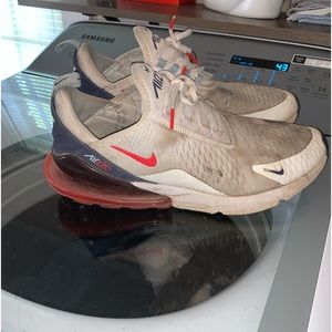 Nike Air Max 270’s *READ DESCRIPTION BEFORE PURCHASING*